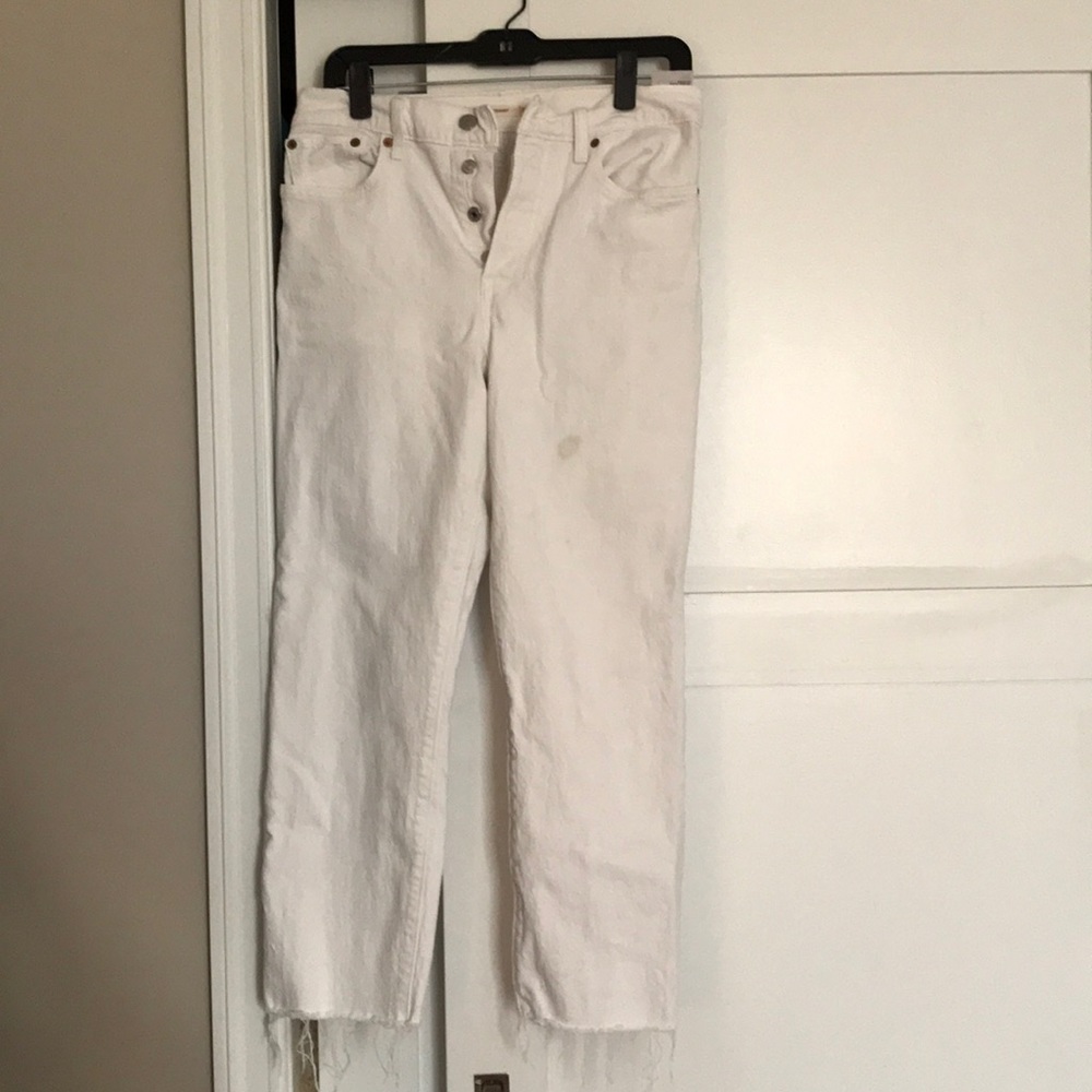 Levi’s white jeans